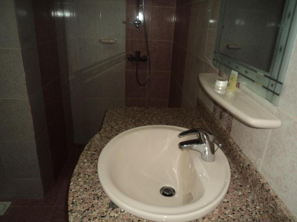 Hotel Taj Al Arab Al-Burajmi Zewnętrze zdjęcie